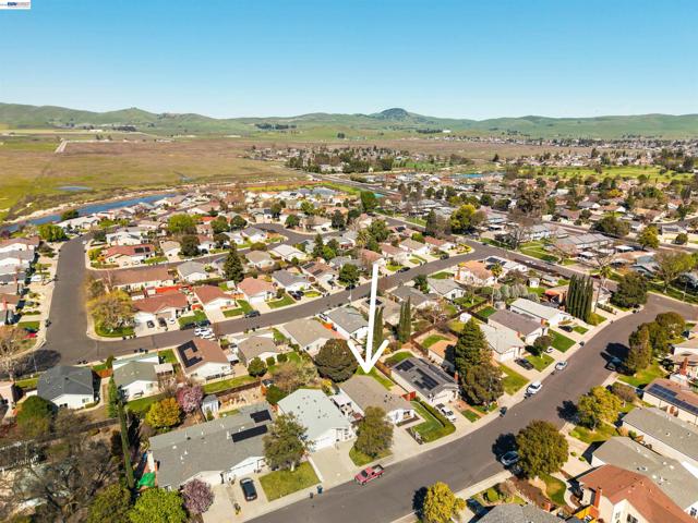 Image 41 of 53 For 4138 Bishop Pine Way