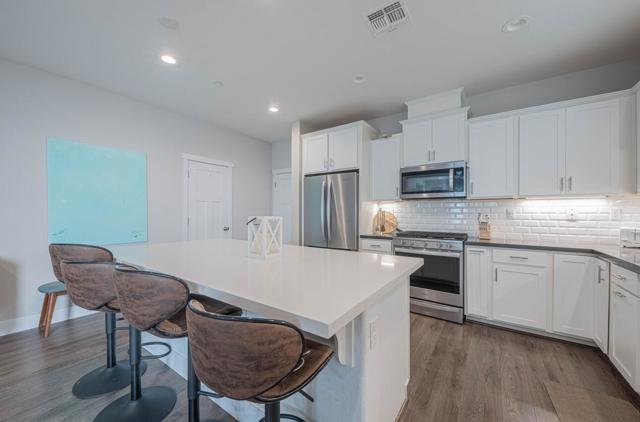 19130 Fallingwater Lane, Marina CA: https://media.crmls.org/mediaz/1523748b-2ba9-4469-9fb9-c17753e93db9.jpg