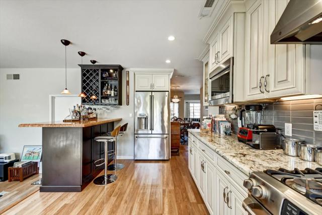 792 Marlin Avenue, Foster City CA: https://media.crmls.org/mediaz/15237f56-5ce9-46d6-93a7-219dc3de7e88.jpg