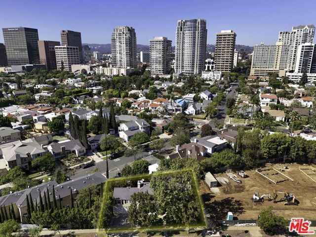 10745 Ohio Avenue, Los Angeles CA: https://media.crmls.org/mediaz/15240b69-4ed6-44a8-9cb0-a6e6a9a1b528.jpg