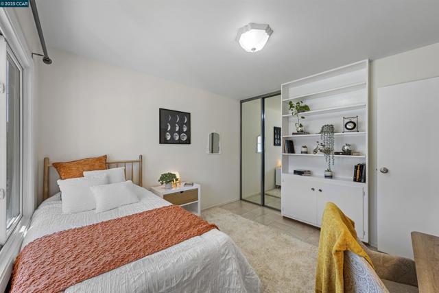 30450 Oakmont Way, Hayward CA: https://media.crmls.org/mediaz/15240e70-641b-49b2-bbf5-c92903ec9c8b.jpg