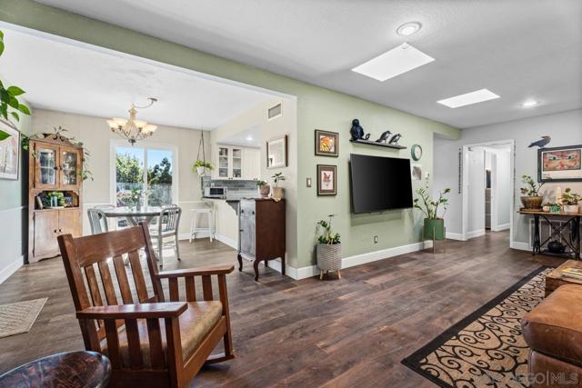 Image 10 of 32 For 14118 Ipava Dr