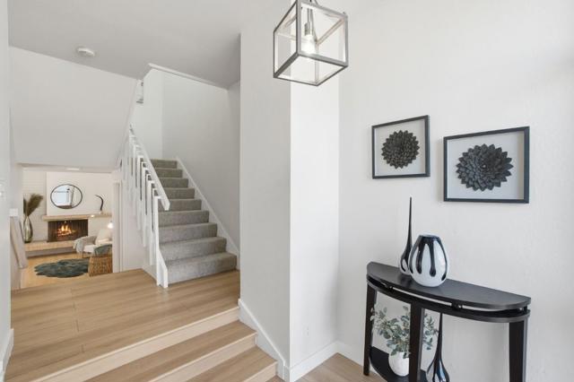 315 Carlos Avenue, Redwood City CA: https://media.crmls.org/mediaz/1524a5a5-e1fe-430c-acbe-a5f0f125cde4.jpg