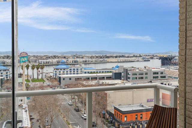 222 Broadway, Oakland CA: https://media.crmls.org/mediaz/1524cbb5-12d4-4158-a677-7e11b10068c4.jpg