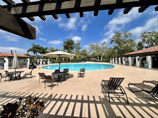 3439 Don Lorenzo Drive, Carlsbad CA: https://media.crmls.org/mediaz/152531b3-e541-45c5-93a4-4035b8b92e79.jpg