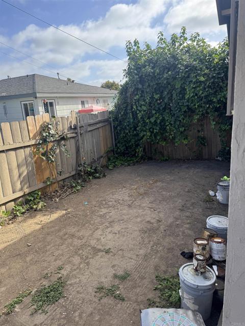 704 J Street, Chula Vista CA: https://media.crmls.org/mediaz/152619a0-7561-47e6-94ed-2bdf1dcd456b.jpg