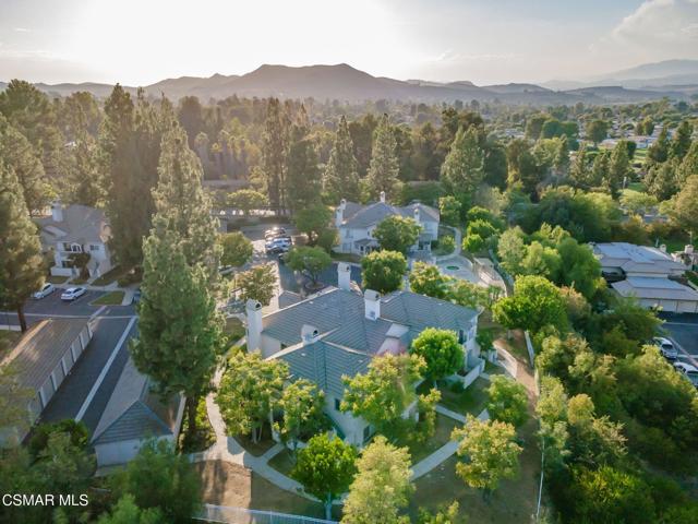 1165 Fitzgerald Road, Simi Valley CA: https://media.crmls.org/mediaz/1526a49e-b87d-4c53-9b8f-2d473d5299ea.jpg