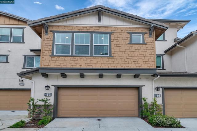 39103 Via Vicenza, San Ramon CA: https://media.crmls.org/mediaz/1526b4e1-e965-45ed-9bba-95f915c88190.jpg