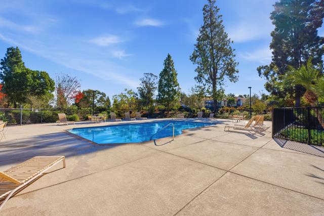 Detail Gallery Image 41 of 55 For 12250 Corte Sabio #2210,  San Diego,  CA 92128 - 2 Beds | 2 Baths