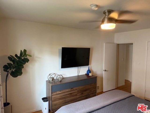 1204 N Crescent Heights Boulevard, West Hollywood CA: https://media.crmls.org/mediaz/15276eb2-1e85-4c02-b1d5-3f5f40e53b47.jpg