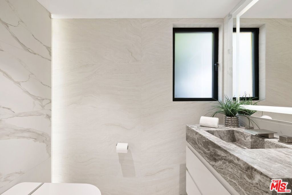 MLS #25625753 image #15