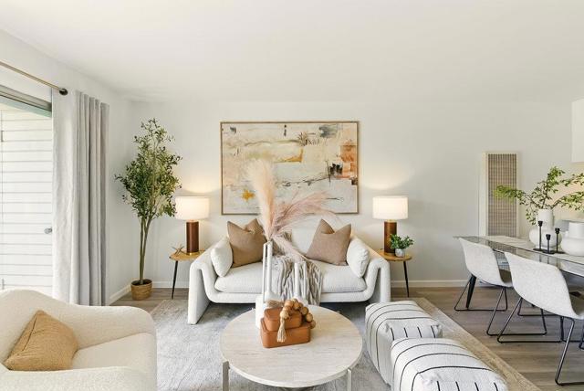 707 Fathom Drive, San Mateo CA: https://media.crmls.org/mediaz/152923da-5ec5-4421-b872-943e37da050c.jpg