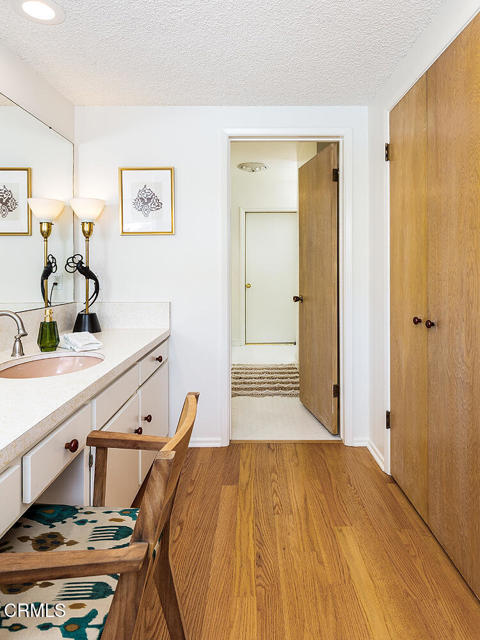 304 Mesa Lila Road, Glendale CA: https://media.crmls.org/mediaz/152935f7-49d2-4021-b026-4defc2b3c3fc.jpg
