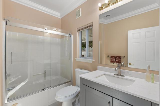 Detail Gallery Image 20 of 47 For 1751 Monte Vista Dr, Vista,  CA 92084 - 5 Beds | 3/1 Baths