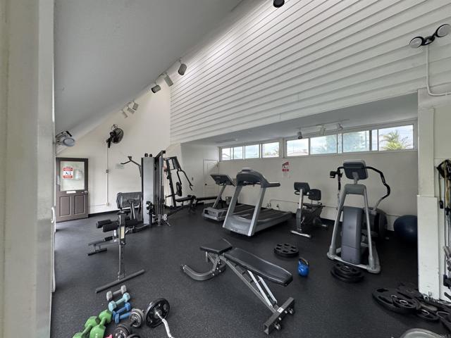 6333 Mount Ada Road, San Diego CA: https://media.crmls.org/mediaz/15299470-0566-4625-8e68-ab1827226c80.jpg