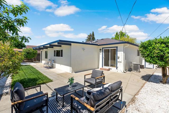 2667 Sutro Drive, San Jose CA: https://media.crmls.org/mediaz/152a21b8-1680-4f63-97cb-fbd557cbe4f3.jpg