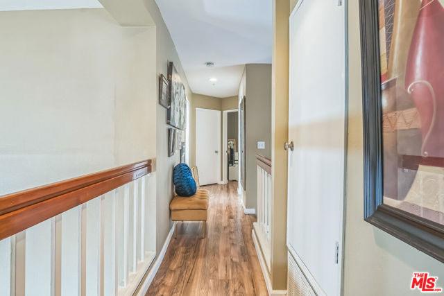 16230 Trailwinds Drive, Fontana CA: https://media.crmls.org/mediaz/152ad953-7ddb-4d64-905f-993661a56d89.jpg