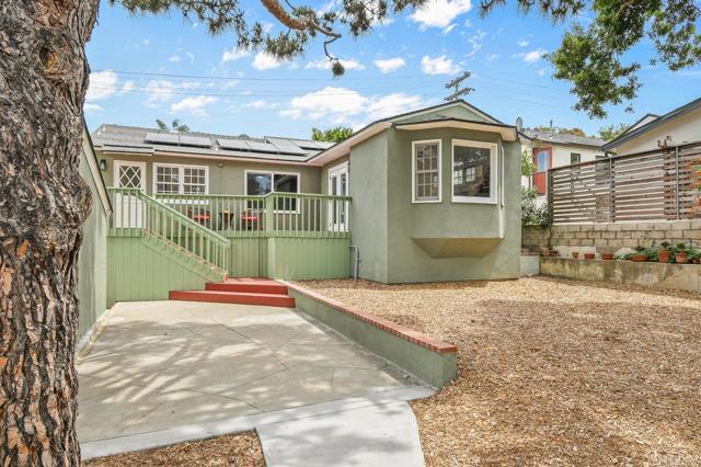 4055 Bernice Drive, San Diego CA: https://media.crmls.org/mediaz/152b325e-712c-4d37-ab3d-5b7798ba6c47.jpg