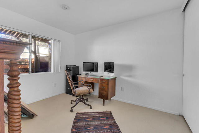 71521 Halgar Road, Rancho Mirage CA: https://media.crmls.org/mediaz/152b64e6-7a75-4311-bcb9-3f85e40ab97e.jpg