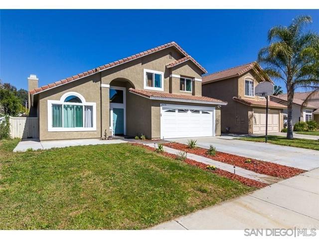 30478 Sierra Madre Drive, Temecula CA: https://media.crmls.org/mediaz/152bc612-610a-4add-9d69-65b3fdadbbf1.jpg