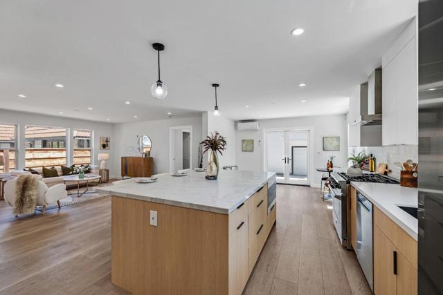 35 Arch Street, Redwood City CA: https://media.crmls.org/mediaz/152c5b2b-0e07-442b-8e4b-b877e277334c.jpg