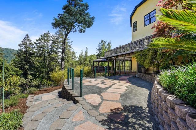 20420 Idylwild Road, Los Gatos CA: https://media.crmls.org/mediaz/152c8716-294d-4a78-ac97-82a14dc300fc.jpg