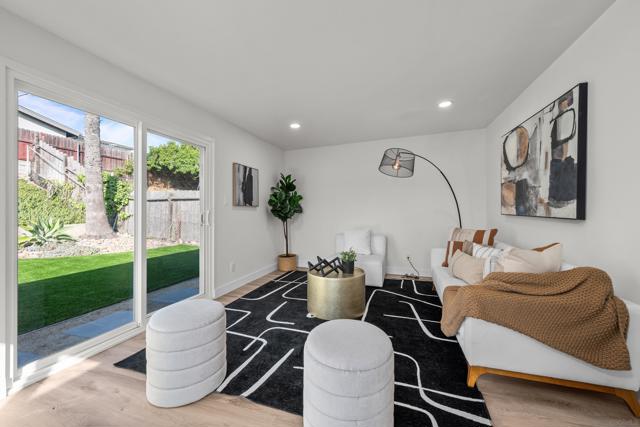 1519 Marble Ct, Chula Vista CA: https://media.crmls.org/mediaz/152d53bc-95d7-411c-8eee-2b027fcfcc86.jpg