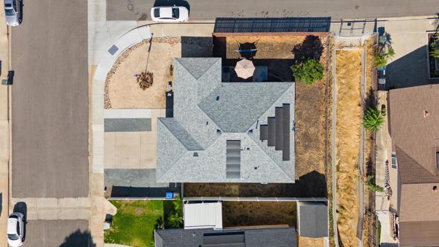 13011 Laurel St, Lakeside CA: https://media.crmls.org/mediaz/152e7720-300c-4ab3-a0df-313631119a6d.jpg