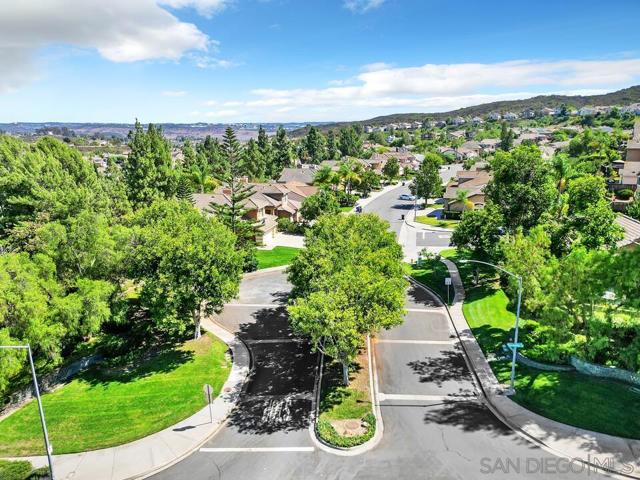 13599 Tradition Street, San Diego CA: https://media.crmls.org/mediaz/152efa76-9a6c-46e1-9454-fedcedb522d2.jpg