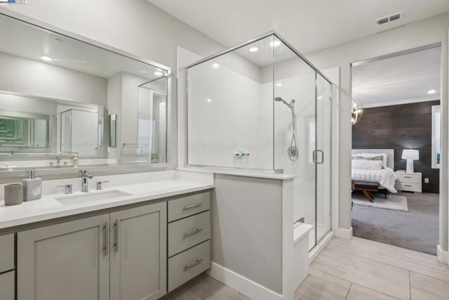 5789 Nugget Way, Dublin CA: https://media.crmls.org/mediaz/153072d1-2232-4f8a-a580-f85b1a819292.jpg
