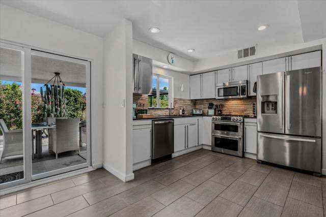 2726 N Cardillo Avenue, Palm Springs, CA 92262