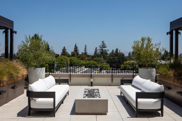 450 First Street, Los Altos CA: https://media.crmls.org/mediaz/1530d964-6019-4b6b-823b-ca997a024b54.jpg