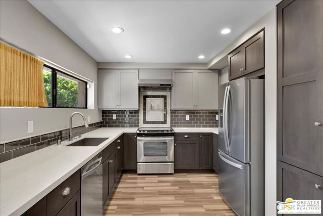 261 E La Verne Way #B, Palm Springs, CA 92264