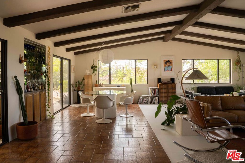 MLS #25598609 image #11