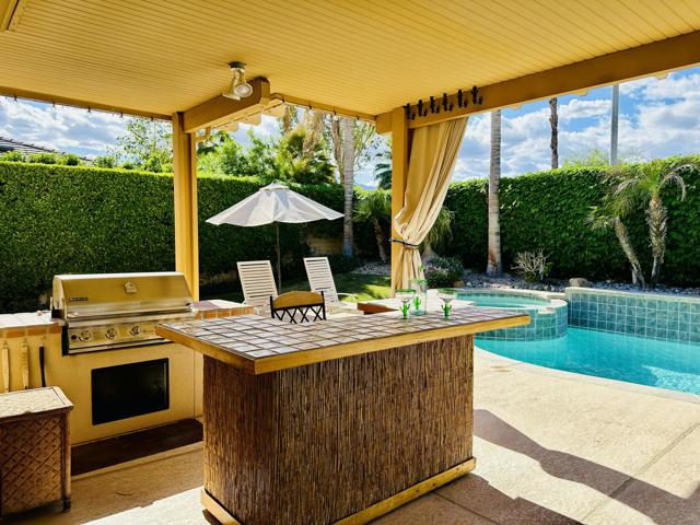 Image 14 of 39 For 44127 Yucca Drive