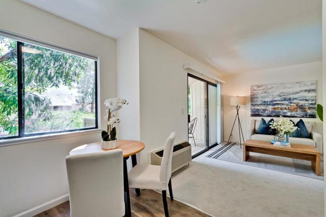 954 Kiely Boulevard, Santa Clara CA: https://media.crmls.org/mediaz/153484b4-8857-419f-9f70-ebff4e350c0b.jpg