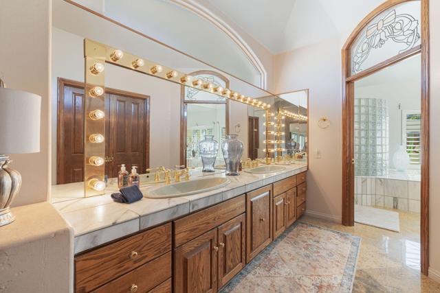 50180 Vista Montana Road, La Quinta CA: https://media.crmls.org/mediaz/1535e18a-7a5a-4c70-847a-5a014254dcc5.jpg