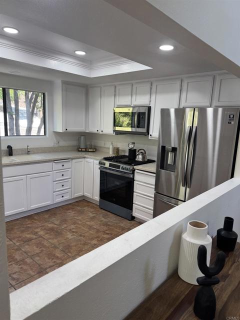 Detail Gallery Image 7 of 20 For 4205 Caminito Pintoresco, San Diego,  CA 92108 - 3 Beds | 2/1 Baths