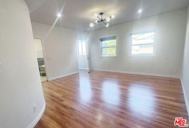 14271 Dickens Street, Sherman Oaks CA: https://media.crmls.org/mediaz/15385ec9-a292-4a6f-9722-96a31443186d.jpg