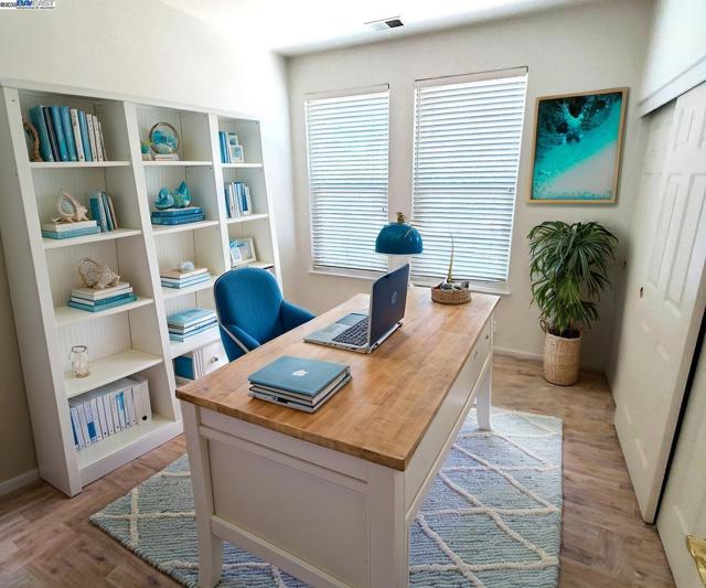 4189 Tessa Pl, Pleasanton CA: https://media.crmls.org/mediaz/15397e6e-04ee-4e38-ac2e-c7954229fe0f.jpg