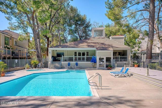 1228 S Westlake Boulevard, Westlake Village CA: https://media.crmls.org/mediaz/153d342c-525e-4186-b2d4-afa4c5271856.jpg
