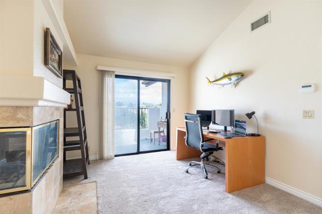 4514 La Canada, Fallbrook CA: https://media.crmls.org/mediaz/153e6712-e001-41bb-bb73-2e1ef9fa97db.jpg