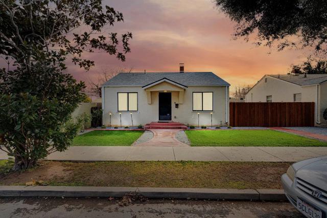427 Ellis Street, King City CA: https://media.crmls.org/mediaz/153fdb27-a3e6-42f0-9fdf-77bdfa65856e.jpg