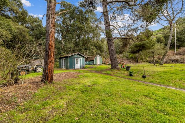 28750 Underwood Road, Salinas CA: https://media.crmls.org/mediaz/1540dbd2-d3ef-42f2-89bb-c6ae4ffda6b1.jpg
