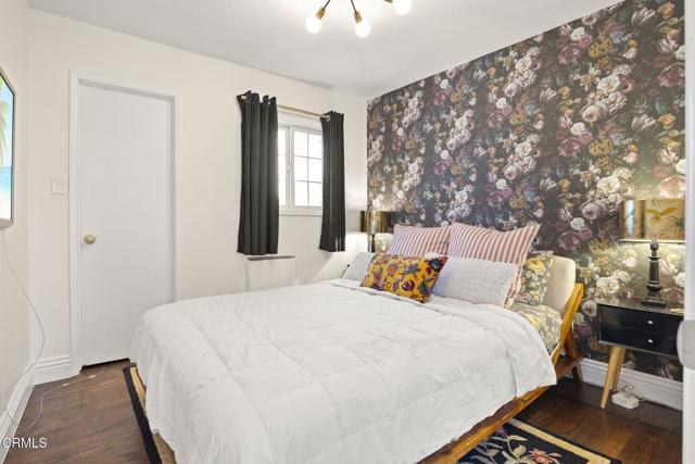 999 Waterbury Lane, Ventura CA: https://media.crmls.org/mediaz/154123f8-9cc9-43fd-aa61-ff7c11d2680c.jpg