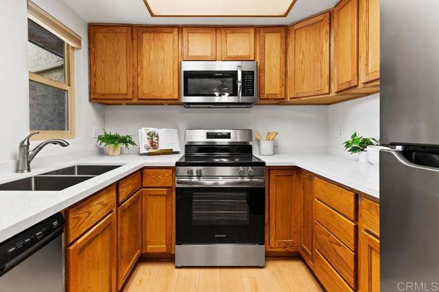 Detail Gallery Image 4 of 38 For 5918 Rancho Mission Rd #62,  San Diego,  CA 92108 - 1 Beds | 1 Baths