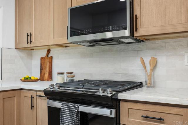 Detail Gallery Image 9 of 46 For 1356 Pleasant Hill St, Escondido,  CA 92026 - 3 Beds | 2 Baths