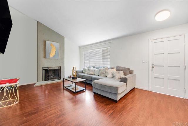 Detail Gallery Image 8 of 19 For 10905 Hansom Ln, Spring Valley,  CA 91978 - 4 Beds | 2 Baths