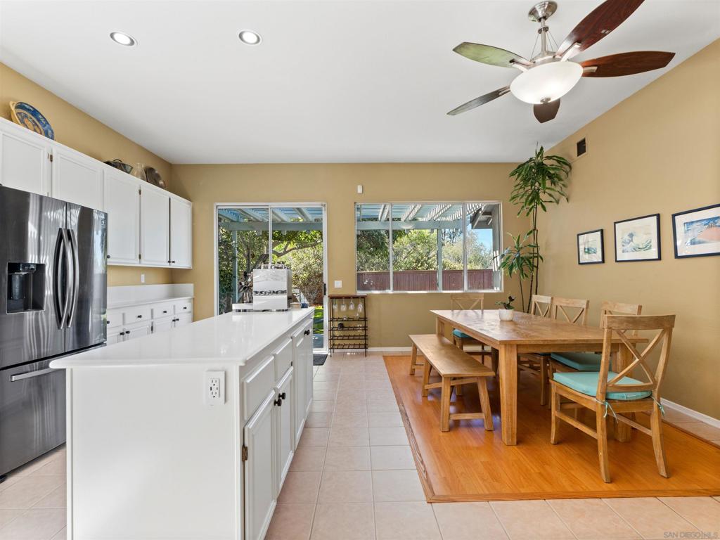 12420 Whispering Tree Ln - photo 8