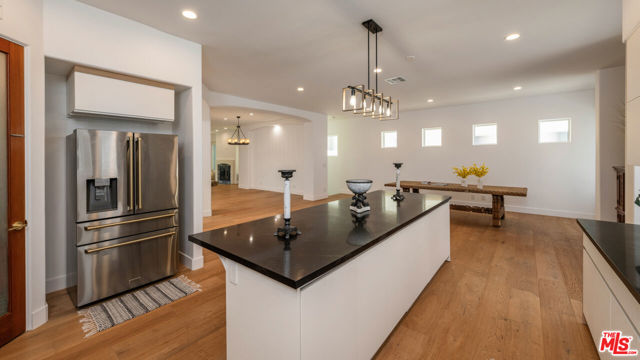 139 Westwind Mall, Marina del Rey CA: https://media.crmls.org/mediaz/1545c362-a0b1-4483-8a29-b3f2897a34cd.jpg
